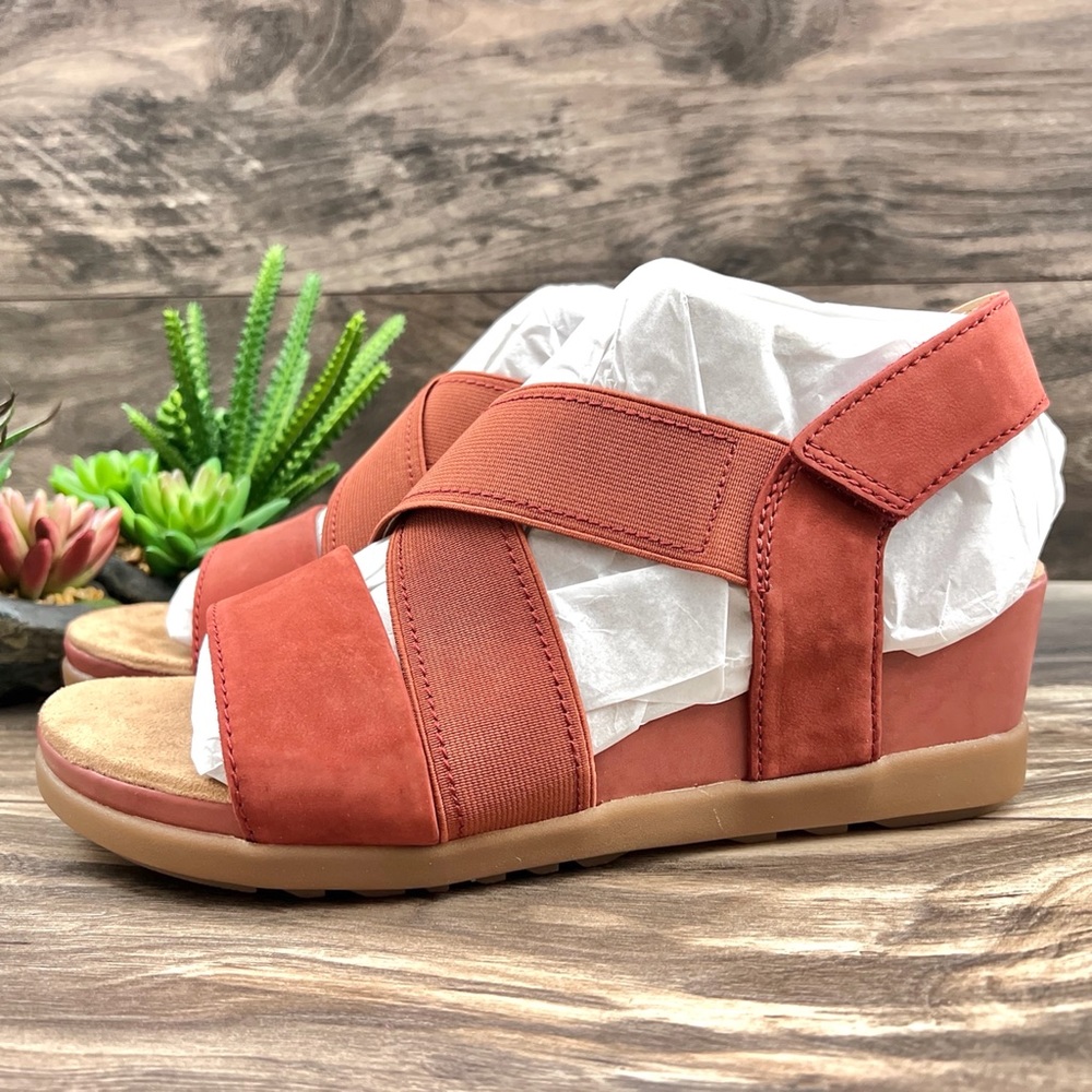 NIB Earth Origins 8W 9W Carren Leather Strappy Wedge Sandal Brick - Picture 3 of 12